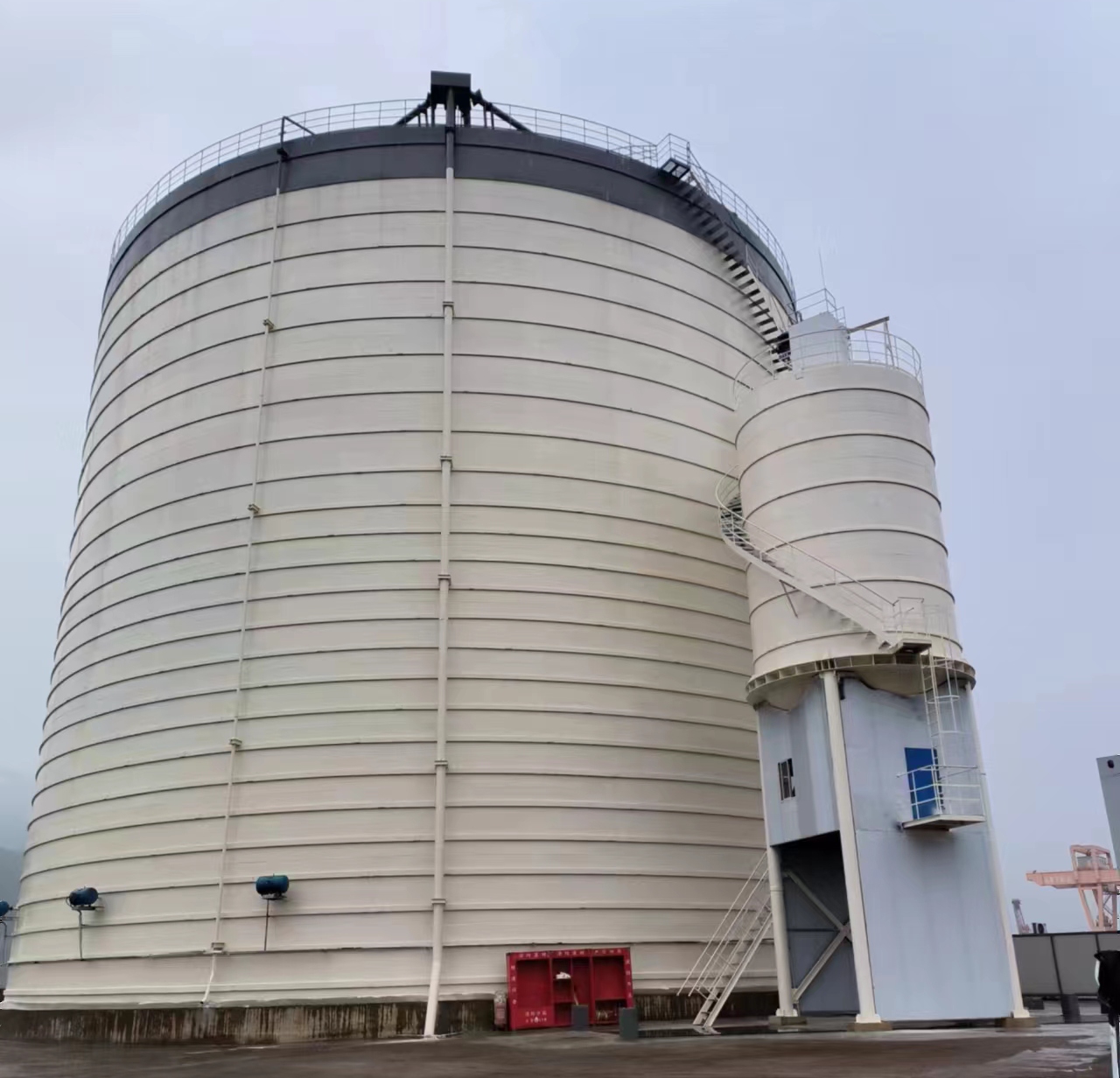 巴彦淖尔10万吨水泥钢板库